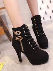 Bottines Lacées à Talons Hauts – Élégantes et Confortables