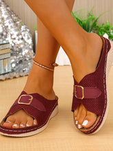 Sandales Compensées Élégantes à Boucle– Confort et Style Estival