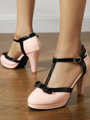 Escarpins Élégants à Lacet en Cuir Verni avec Nœud