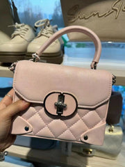 Sac Carré Chaîne Élégance et Sophistication Senior