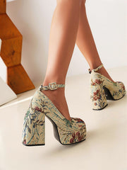 Talons Chunky Super Hauts à Décolleté Shallow