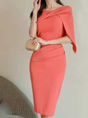 Robe de soirée élégante – Rose à manches cape et coupe crayon bodycon
