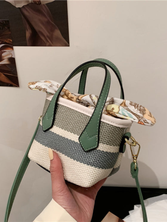 Sac Seau Tissé À Bandoulière Minimaliste Élégant