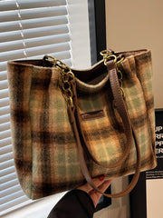 Sac Cabas Chic à Carreaux, Élégance et Praticité au Quotidien